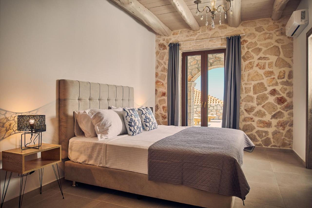 Ioanna Chateau - Luxury Stone Villa Maries  Exterior photo