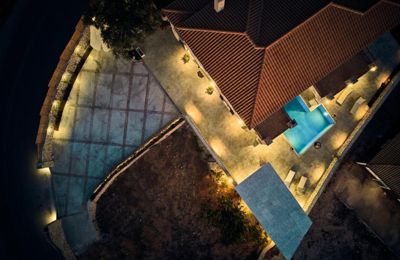 Ioanna Chateau - Luxury Stone Villa Maries  Exterior photo
